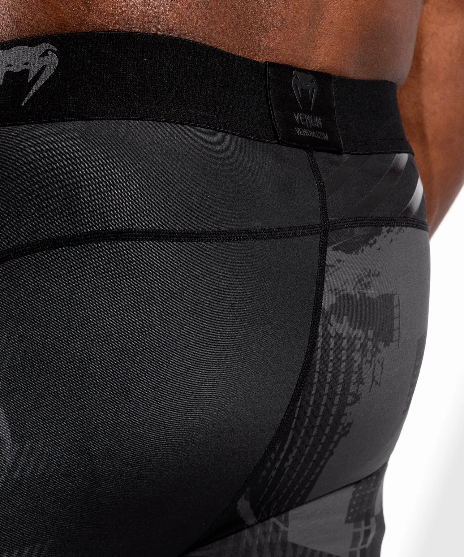 Venum Skull Compression Tights - Black/Black